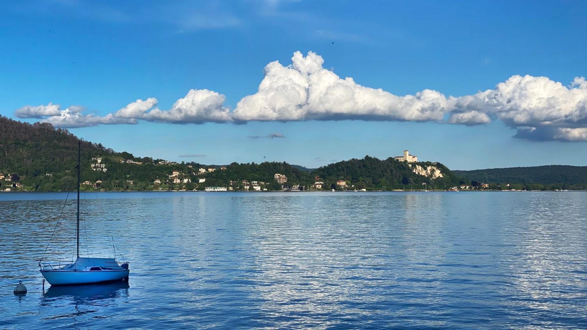 Fwl Romance On The Lake - Panorama Arona Luaran gambar